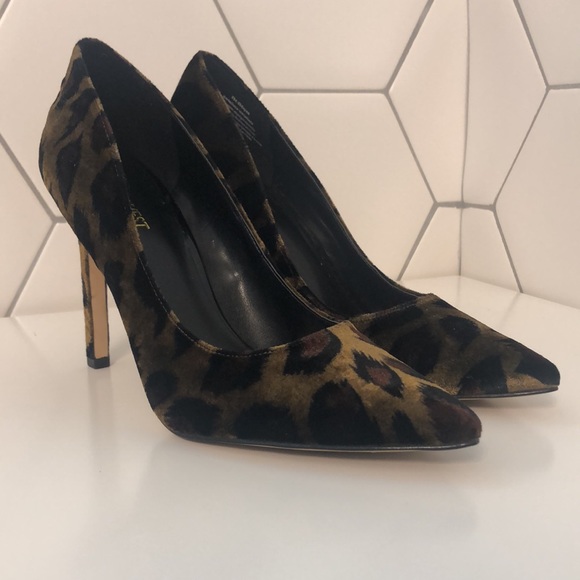 Nine West Velvet Leopard Print Pumps - Picture 2 of 6